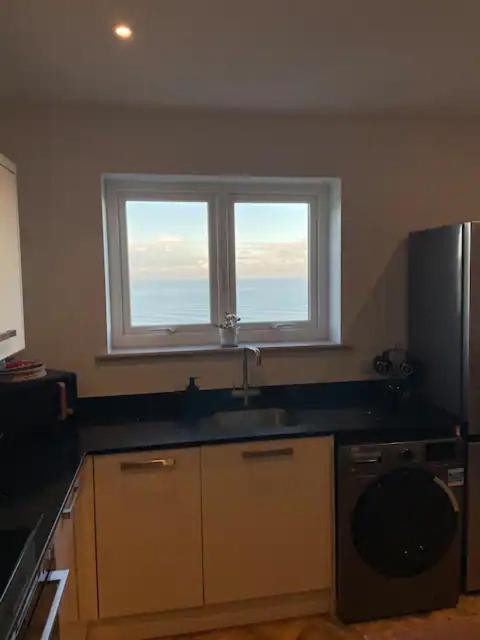 סקארבורו Spectacular 2 Bedroom Balcony Sea View Flat מראה חיצוני תמונה